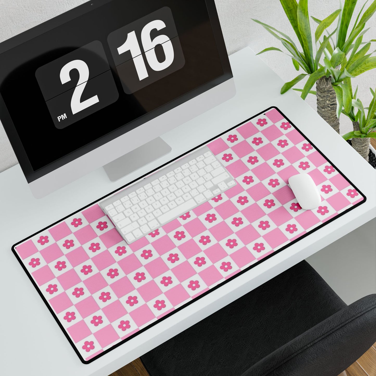 Floral Pink Pattern Desk Mat - Stylish Office Accessory